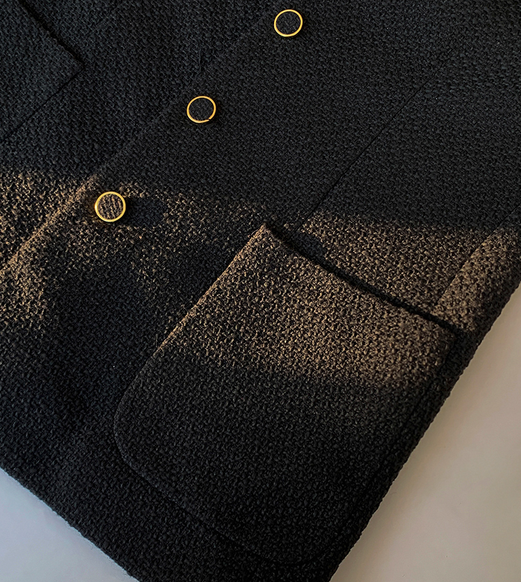 No. 4011 V-NECK KNITTED TEXTURED BUTTON-UP JK